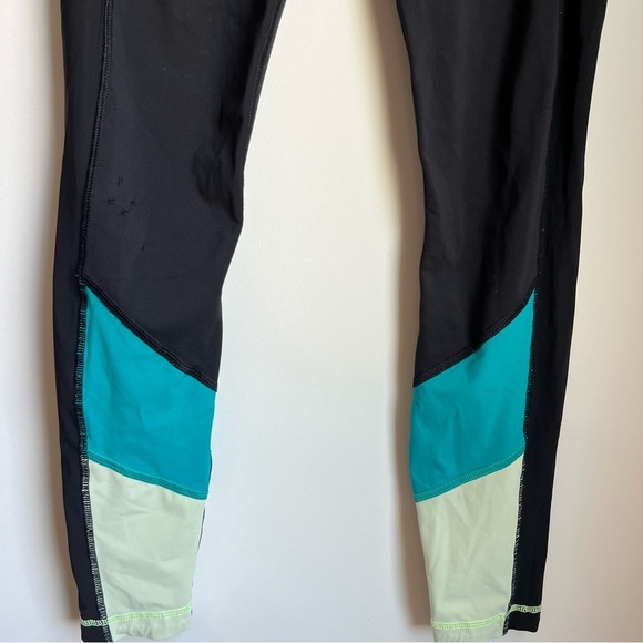 lululemon Black & Teal Leggings - Size 4 - Picture 3 of 9